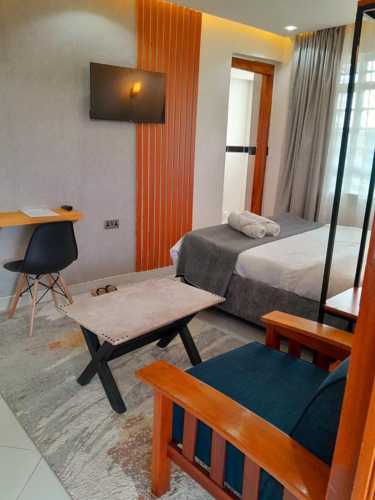 Sandalwood Suites Nakuru - Studios & One Bedroom Suites Экстерьер фото